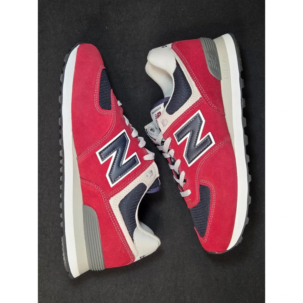 New Balance 574 Classic Mens 9.5 2E Wide Red Navy Suede Sneakers ML574EH2 NEW!